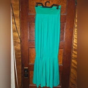 5/43. Womens Zanza Green Maxi Skirt